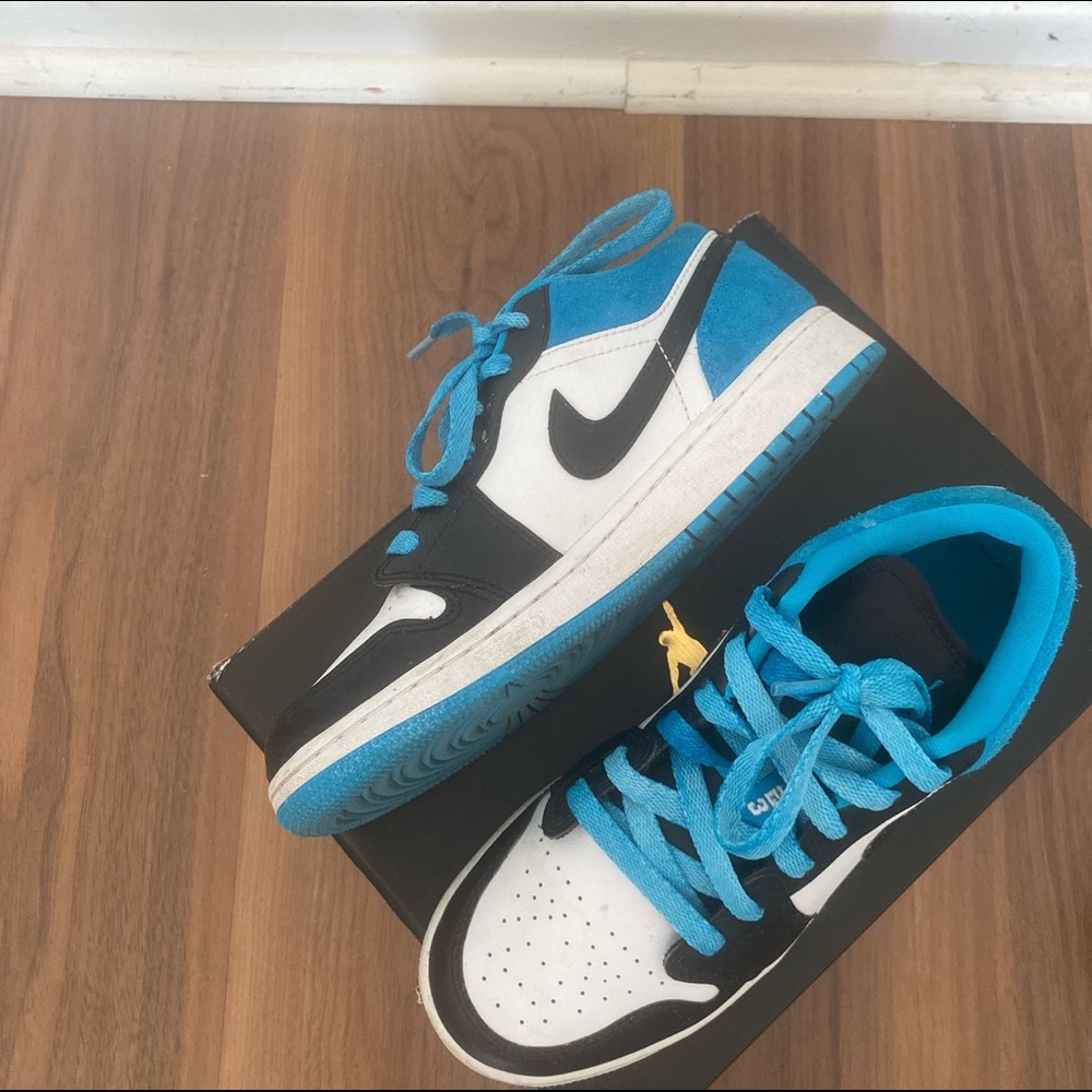 jordan Low Youth Blue suede